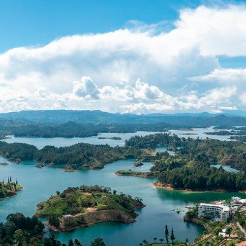 guatape paisaje